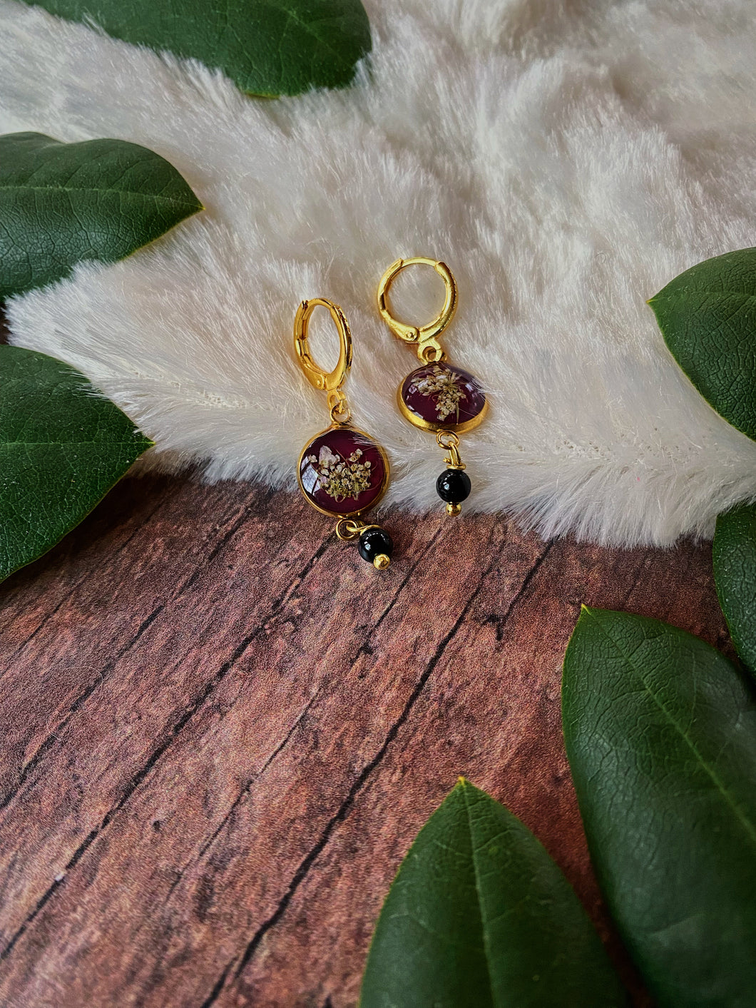Maroon Queen Anne's Lace with Onyx Earrings