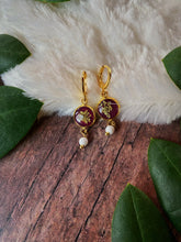 Load image into Gallery viewer, Maroon Queen Anne&#39;s Earrings
