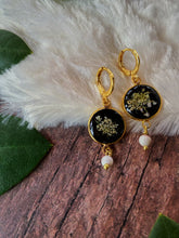 Load image into Gallery viewer, Queen Anne and Howlite Earrings
